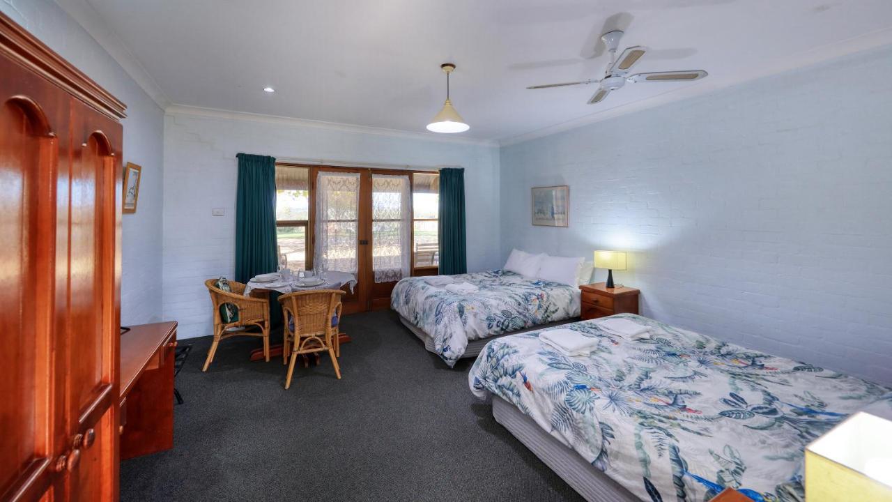 The Vineyard Motel คาวรา ภายนอก รูปภาพ